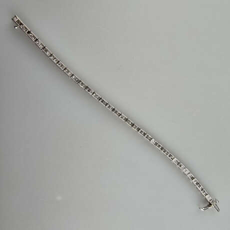 14K-Tennisarmband - Weißgold 585/000, mit 66 natür… - фото 2 14K-Tennisarmband - Weißgold 585/000, mit 66 natür… - фото 2