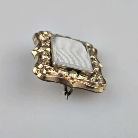 Antike Brosche - Gelbgold 375/000 (9 K), rechtecki… - фото 2 Antike Brosche - Gelbgold 375/000 (9 K), rechtecki… - фото 2