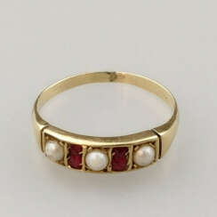 Antiker Goldring mit Saatperlen und Rubinen- Gelbg…