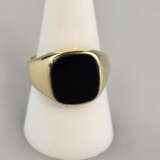 14K-Onyxring - Gelbgold 585/000 (14K), gestempelt,… - фото 1