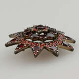 Sternförmige Granatbrosche - Metallfassung mit Ver… - фото 2