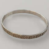 Drei Silberarmreife - 1 offene Armspange, Sterling… - фото 2