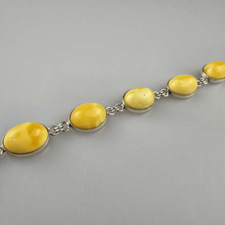 Bernsteinarmband - 925er Silberfassung, sieben ova… - фото 2