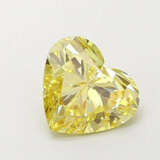 Loser gelber Herz-Diamant von 1,00 ct. mit Lasersi… - фото 1