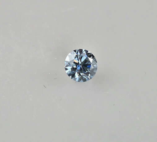 Loser eisblauer Diamant von 2,04 ct. mit Lasersign… - photo 1 Loser eisblauer Diamant von 2,04 ct. mit Lasersign… - photo 1