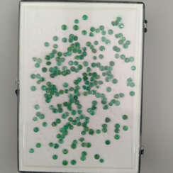 Konvolut lose Smaragde - 225 Stück, natürliche Sma…