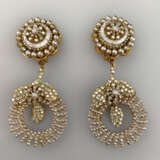 Paar große üppig verzierte Ohrclips mit floralem D… - фото 1