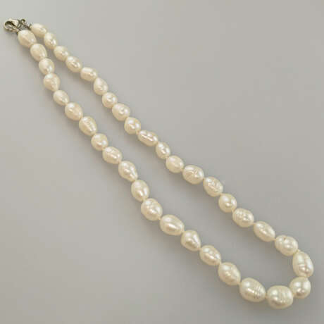 Barocke Vintage-Perlenkette - 38 individuell gefor… - photo 2