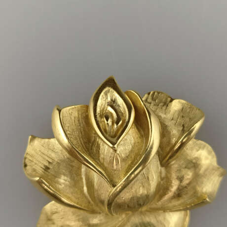 Vintage-Rosenbrosche - Trifari / USA, Metall vergo… - фото 2