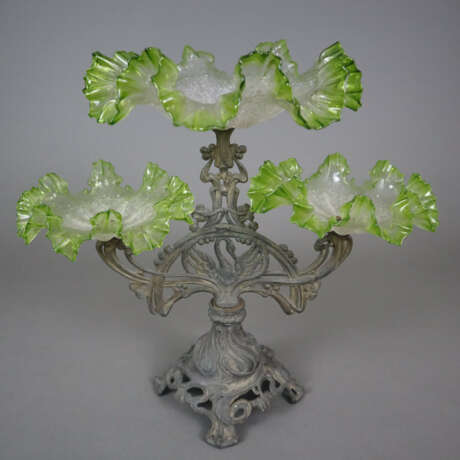 Jugendstil-Tafelaufsatz - wohl Böhmen, um 1900, du… - photo 1 Jugendstil-Tafelaufsatz - wohl Böhmen, um 1900, du… - photo 1