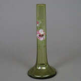 Kleine Jugendstil-Glasvase - um 1900, grünes Glas,… - фото 1