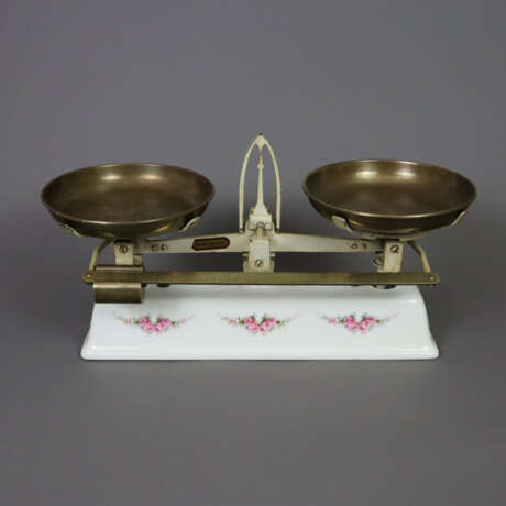 Küchenwaage - um 1910/20, Firma Herzog, Max Roesle… - photo 1 Küchenwaage - um 1910/20, Firma Herzog, Max Roesle… - photo 1