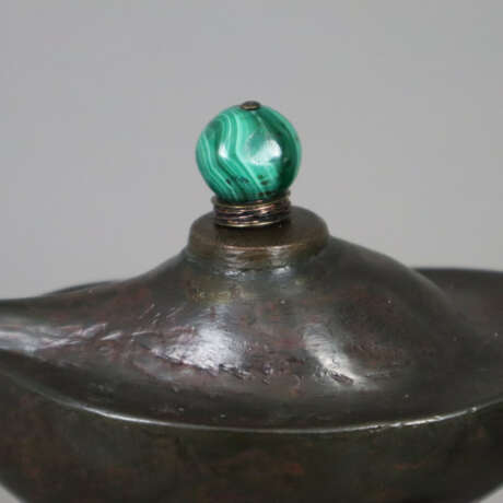 "Aladin"-Wunderlampe mit Eisenständer - um 1900, B… - photo 2 "Aladin"-Wunderlampe mit Eisenständer - um 1900, B… - photo 2