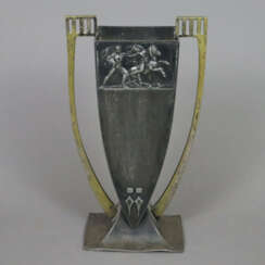 Jugendstil-Vase - um 1910, Messing / versilbertes …