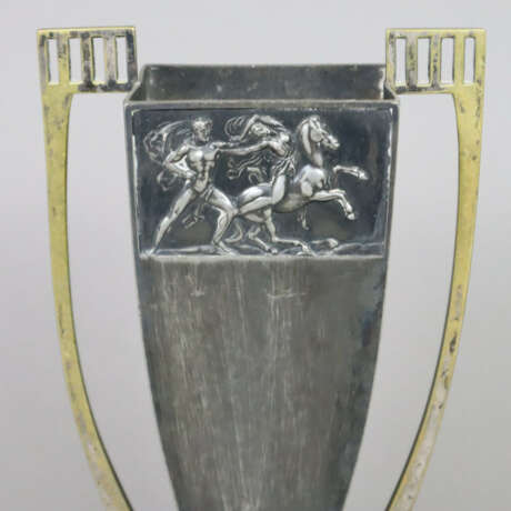 Jugendstil-Vase - um 1910, Messing / versilbertes … - photo 2 Jugendstil-Vase - um 1910, Messing / versilbertes … - photo 2