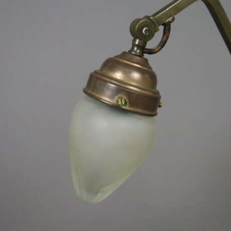 Tischlampe - Jugendstil/Art Déco, um 1915-1920, Me… - photo 2 Tischlampe - Jugendstil/Art Déco, um 1915-1920, Me… - photo 2