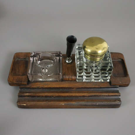 Konvolut Schreibgarnituren und Tintenfässer - um 1… - фото 2
