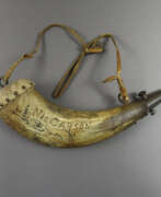 Armour and uniforms. Schweres antikes Pulverhorn -USA / 1880er Jahre, K…