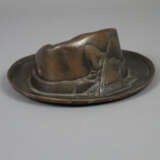 Tischobjekt in Hutform /Briefbeschwerer - 20. Jh.,… - photo 1