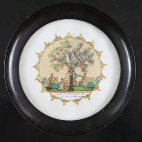 Collagenbild - um 1800, Papier/Stoff, runde Miniat… - фото 1 Collagenbild - um 1800, Papier/Stoff, runde Miniat… - фото 1