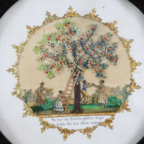 Collagenbild - um 1800, Papier/Stoff, runde Miniat… - фото 2 Collagenbild - um 1800, Papier/Stoff, runde Miniat… - фото 2