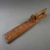 Mangelbrett mit Pferdegriff - Norwegen, Holz, besc… - фото 1