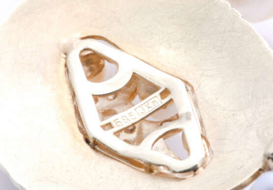 Buton-Perlencollier - photo 3 Buton-Perlencollier - photo 3