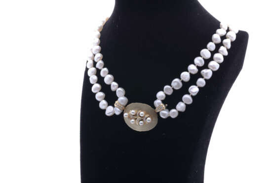 Buton-Perlencollier - photo 4 Buton-Perlencollier - photo 4