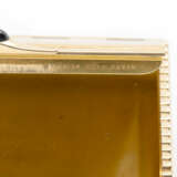 Etui aus 585 Gelbgold mit Saphir-Cabochon - фото 4