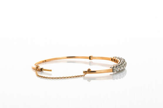 Historischer Diamant-Armreif - photo 2 Historischer Diamant-Armreif - photo 2