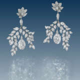AN IMPRESSIVE PAIR OF DIAMOND EARRINGS, BY BOEHMER ET BASSENGE - photo 1