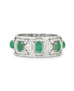 Изумруды. EMERALD AND DIAMOND BANGLE