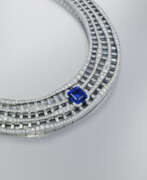 Halsketten. BUCHERER SAPPHIRE AND DIAMOND NECKLACE