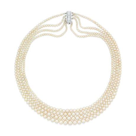 NATURAL PEARL, CULTURED PEARL AND DIAMOND NECKLACE - photo 1 NATURAL PEARL, CULTURED PEARL AND DIAMOND NECKLACE - photo 1