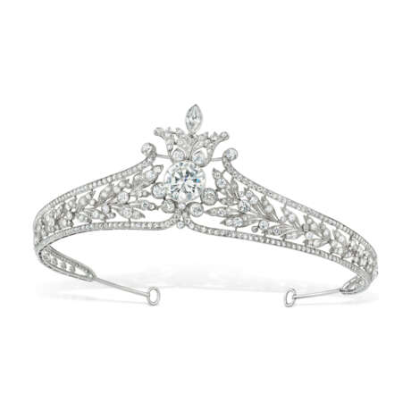DIAMOND TIARA - photo 1