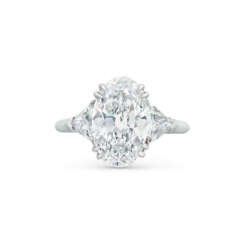 HARRY WINSTON DIAMOND RING