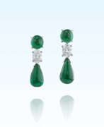 Smaragde. EMERALD AND DIAMOND EARRINGS