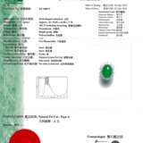 SET OF JADEITE AND DIAMOND JEWELLERY - photo 5