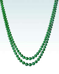 JADEITE BEAD AND DIAMOND NECKLACE