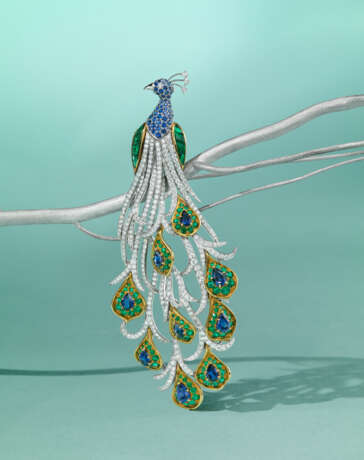HARRY WINSTON EMERALD, SAPPHIRE AND DIAMOND `PEACOCK` BROOCH - photo 1