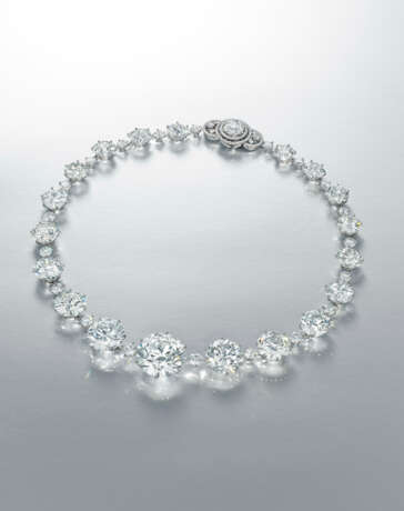 AN IMPORTANT DIAMOND RIVI&#200;RE NECKLACE - Foto 1