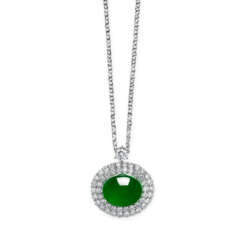 JADEITE AND DIAMOND PENDENT NECKLACE