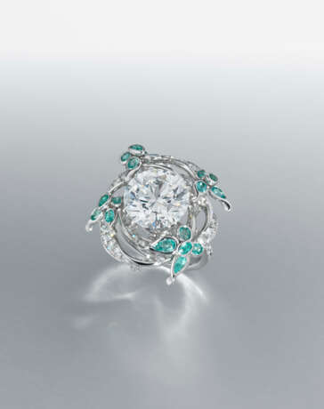 ANNA HU DIAMOND AND PARA&#205;BA TOURMALINE `BESPOKE DANCING BUTTERFLY` RING - фото 1