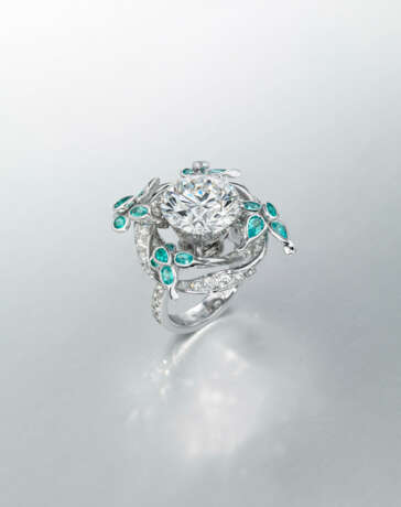 ANNA HU DIAMOND AND PARA&#205;BA TOURMALINE `BESPOKE DANCING BUTTERFLY` RING - фото 2
