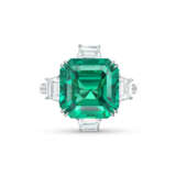 EMERALD AND DIAMOND RING - Foto 2