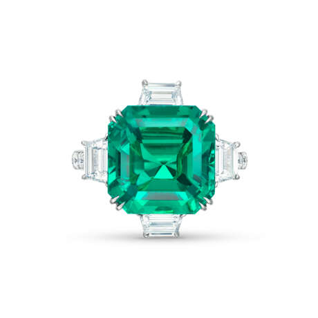EMERALD AND DIAMOND RING - Foto 2