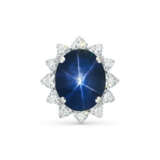STAR SAPPHIRE AND DIAMOND RING - фото 1