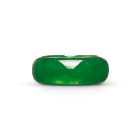 TWO JADEITE ABACUS SEED RINGS - photo 4
