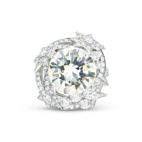 DIAMOND RING - photo 1 DIAMOND RING - photo 1