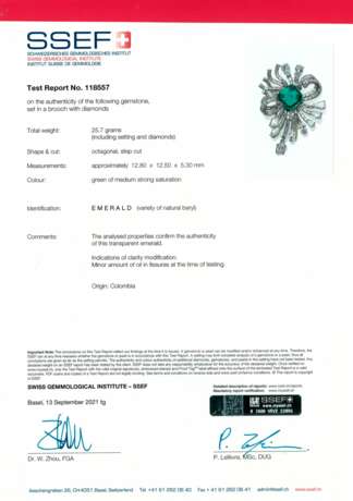 EMERALD AND DIAMOND BROOCH - фото 2